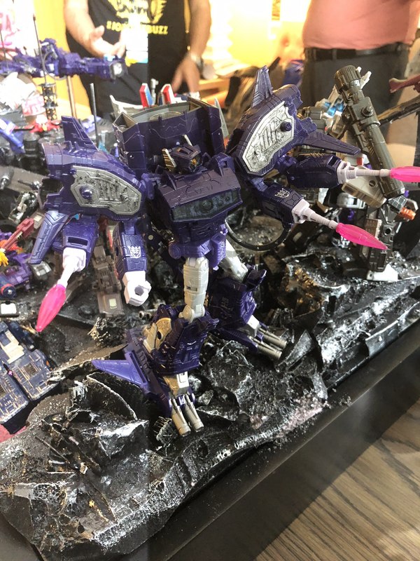 NYCC 2018   Siege Display Adds Skytread Brunt Laserbeak Ravage To Decepticon Ranks  (89 of 109)